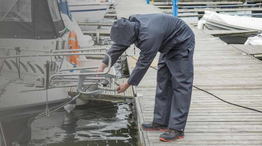 Why choose water damage restoration service for storm damage restoration in Farmington